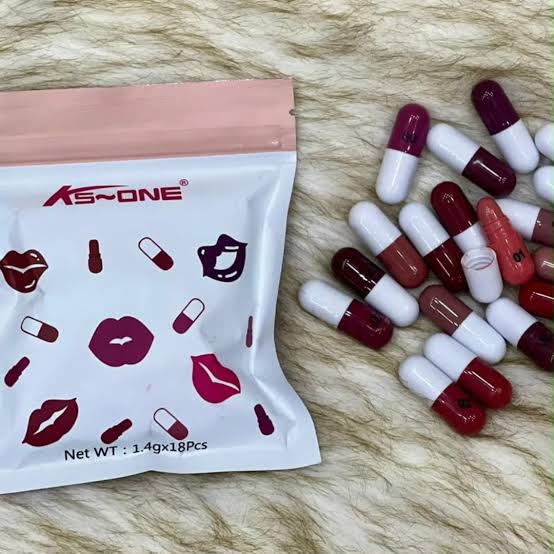 Mini Capsule Lipstick Set – 18 Pcs Mini Lipsticks in One Pack | Portable Lip Color Collection Seasonwize
